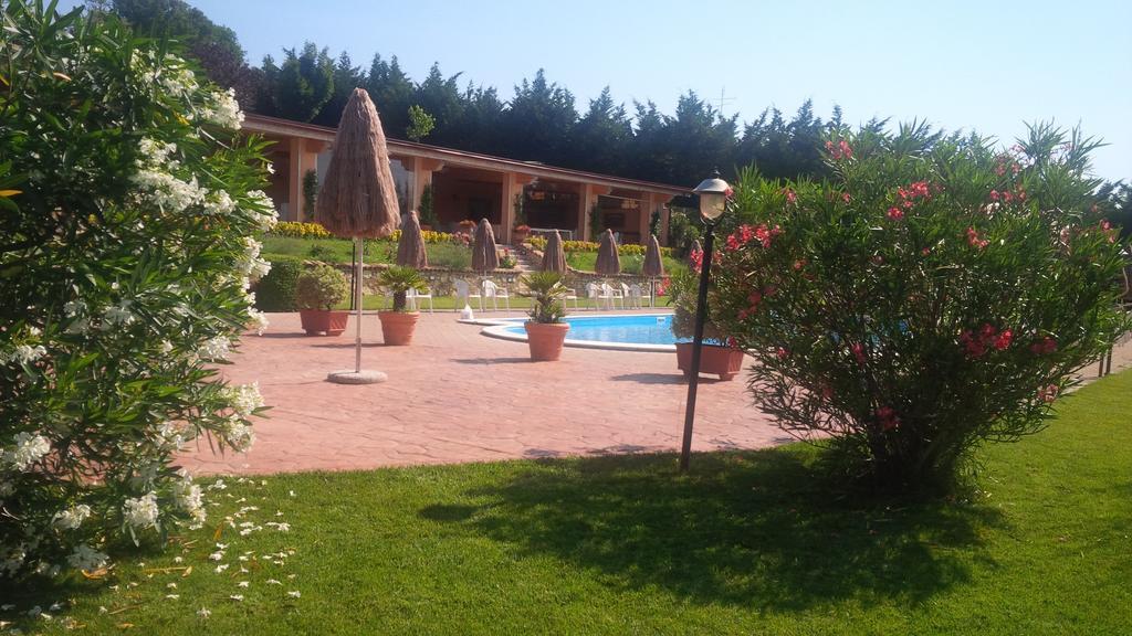 Tenuta La Ginestra Ornaro Ngoại thất bức ảnh